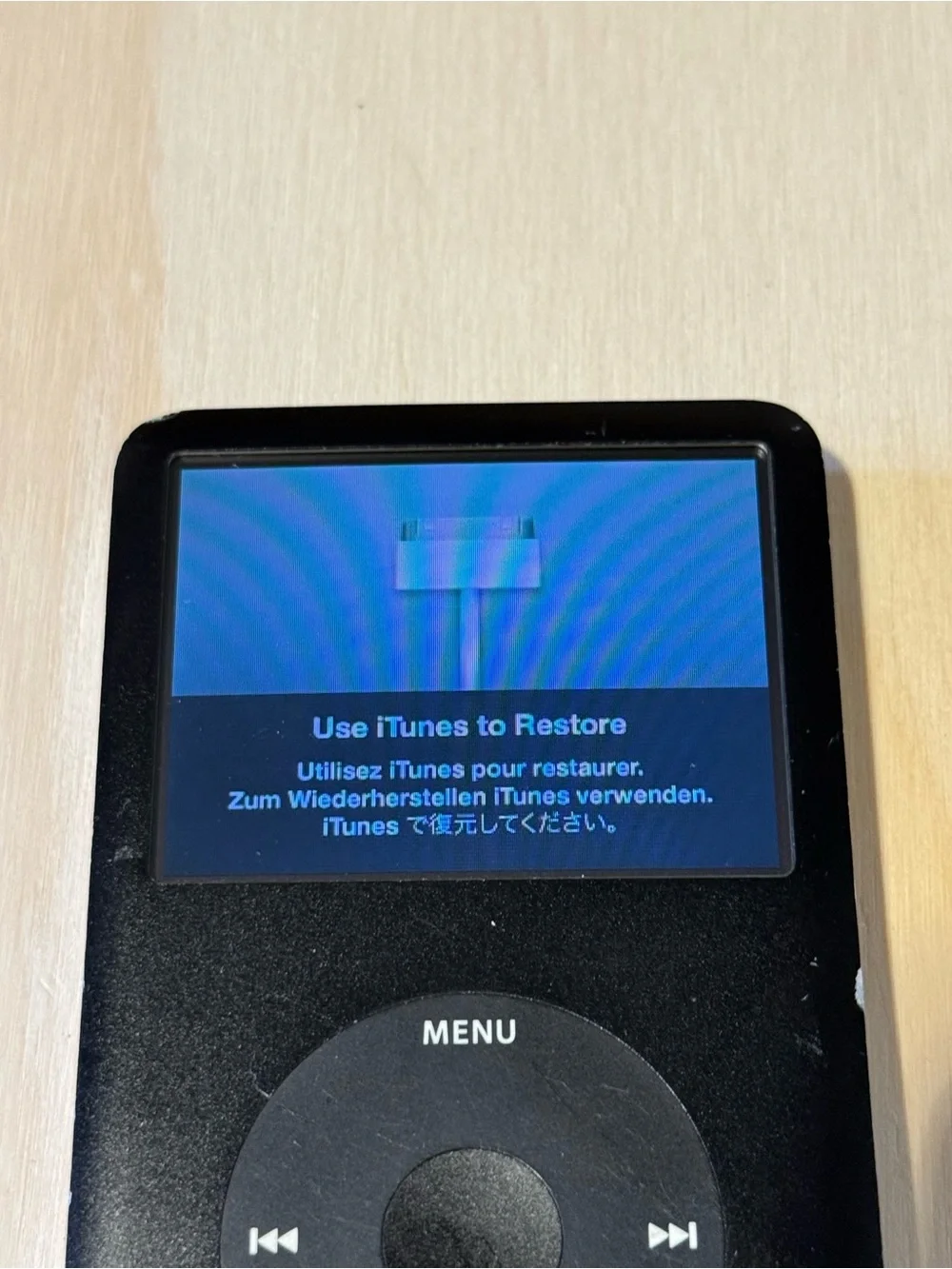 iPod Classic Model:A1238 Blk 6thGEN 80GB BROKEN Stuck On Red X NoCharg Read Blw!